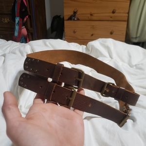 00's Vintage Abercrombie & Fitch Brown Leather Belt.